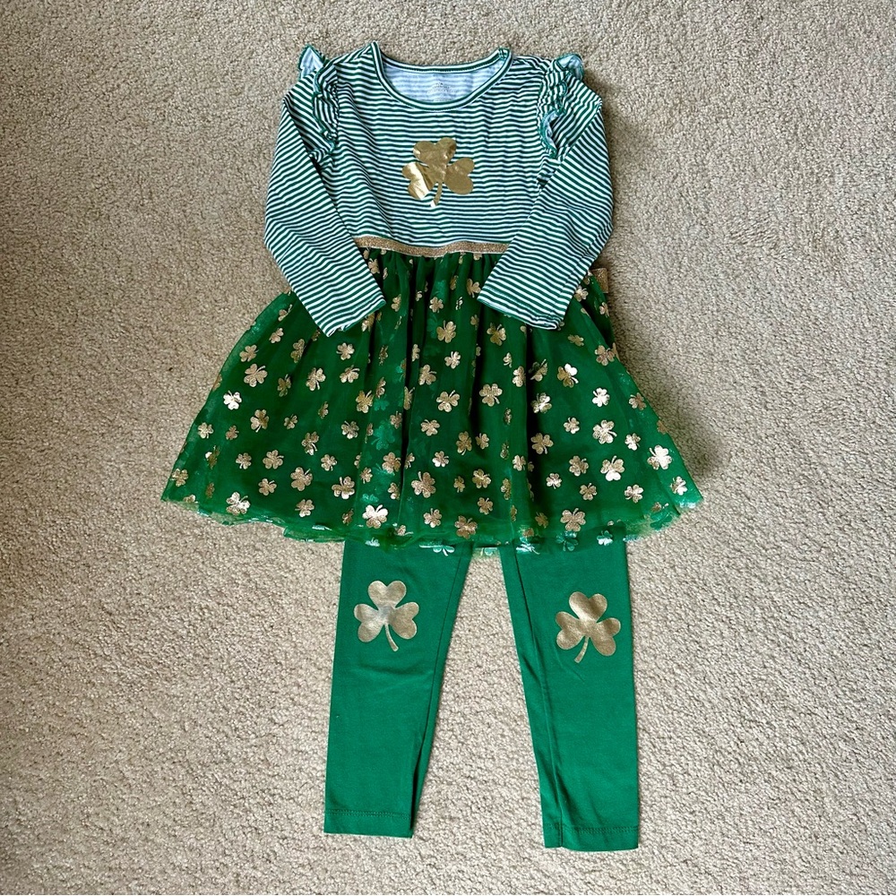 5/$25 Celebrate It! Clover Leggings - Picture 6 of 6